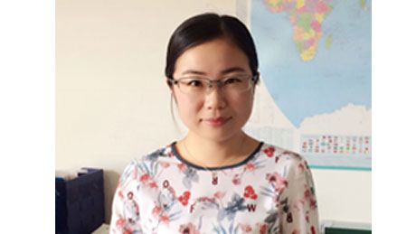 于艳--东北农业大学  硕士
现任：动保手艺部研发员，，，，从不铺张时间和身边的资源，，，，虚心向列位先生讨教知识，，，，在企业高新认定、GMP验收事情中做出了重大的孝顺。。