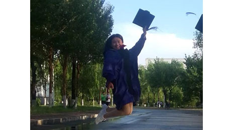 宋玉卓--东北农业大学  硕士
现任：添加剂手艺研发，，，，集团的奋斗文化深深的感动鼓舞着我，，，，在轻松愉悦的事情气氛中，，，，我的专业知识储备量增多了，，，，专业手艺也获得了很大的提高。。